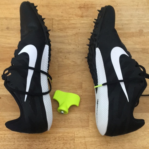 Nike track shoes with key, for cleats retail for $200. $50 plus shipping - Picture 2 of 3